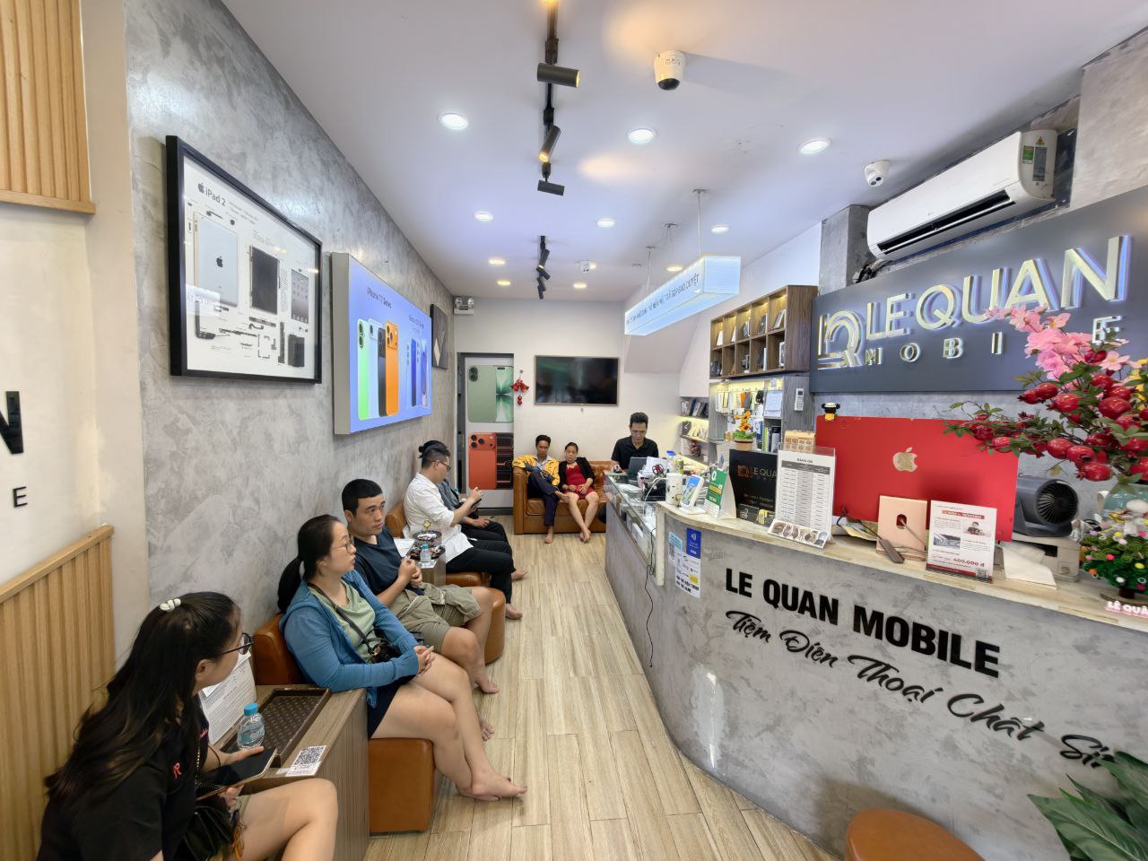 CỬA HÀNG LÊ QUÂN MOBILE
